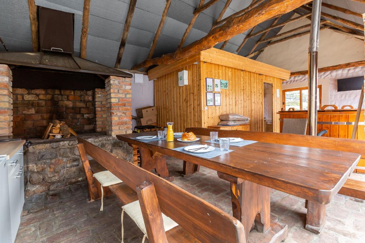Sokol - Secret Forest House Gracac  Ngoại thất bức ảnh